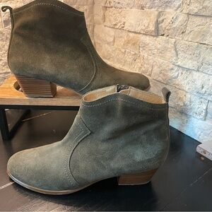 Anthropologie Brown Suede Booties Size 8.5/40